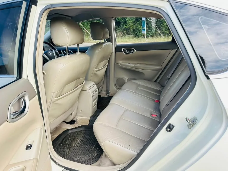 2012 Nissan Sylphy III (B17) 3