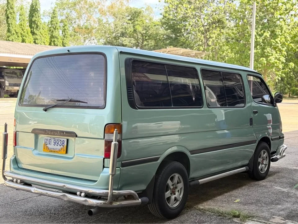 1995 Toyota Commuter IV (H100) 2