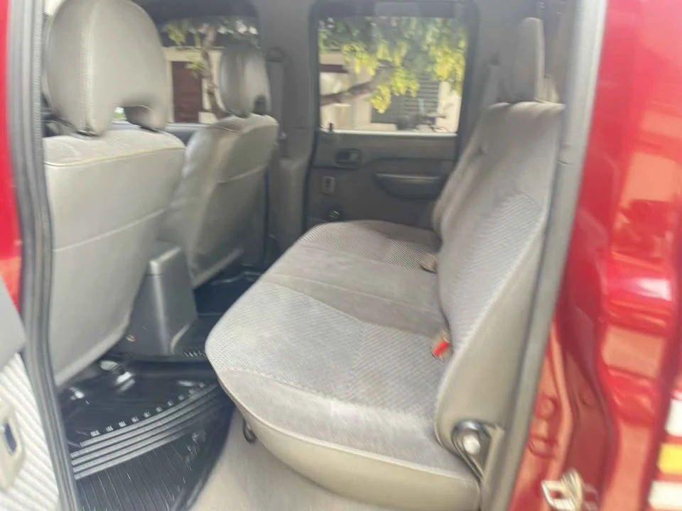 2001 Mazda 2500 Fighter V 2