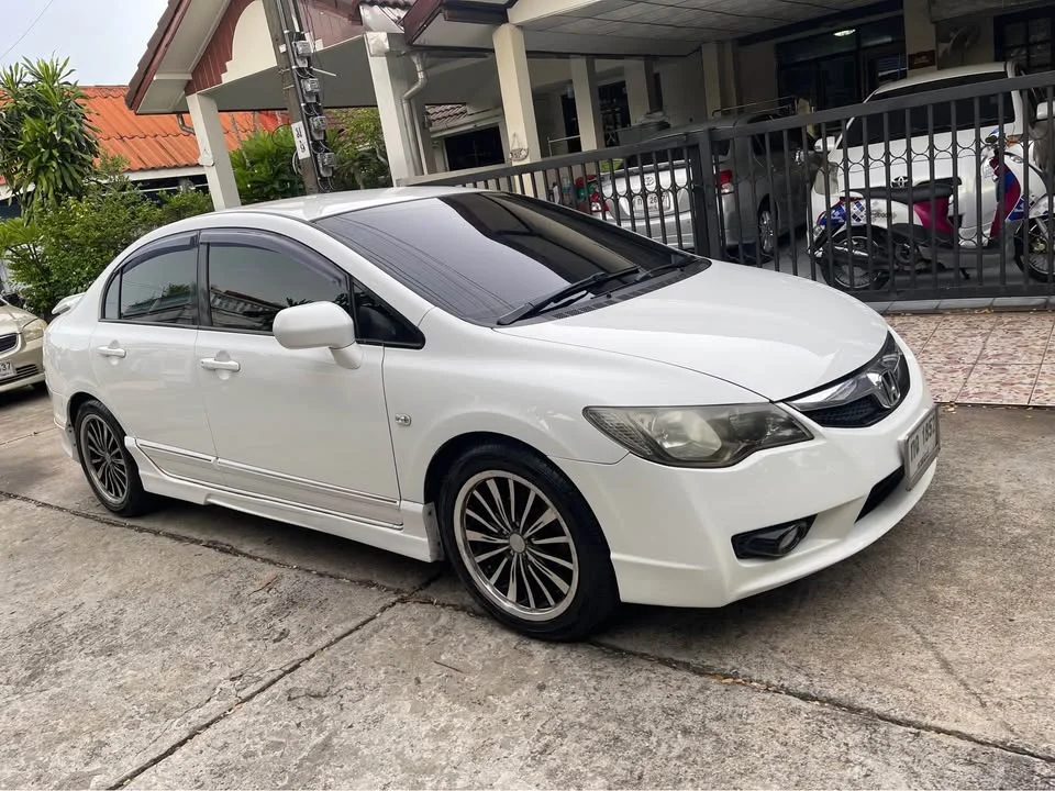 2011 Honda Civic VIII 3
