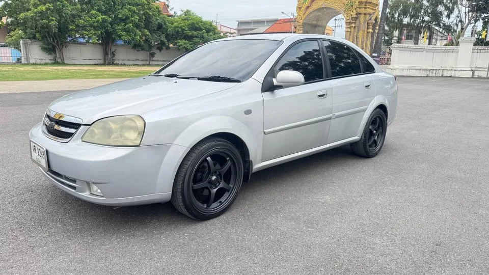 2005 Chevrolet Optra 2