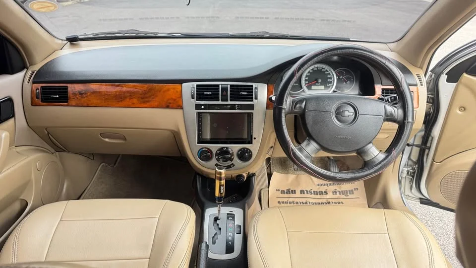 2005 Chevrolet Optra 3