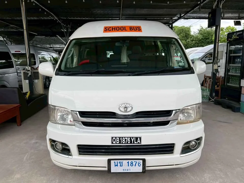 2008 Toyota Commuter V (H200) 2
