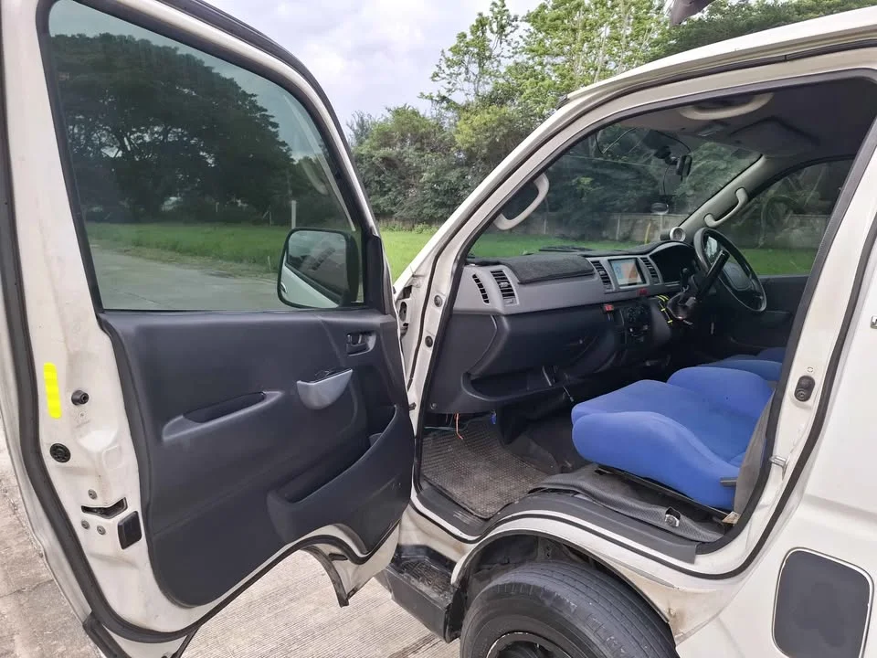 2009 Toyota HiAce V (H200) 3
