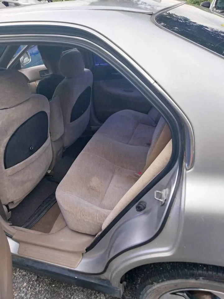 1998 Honda Accord V 2