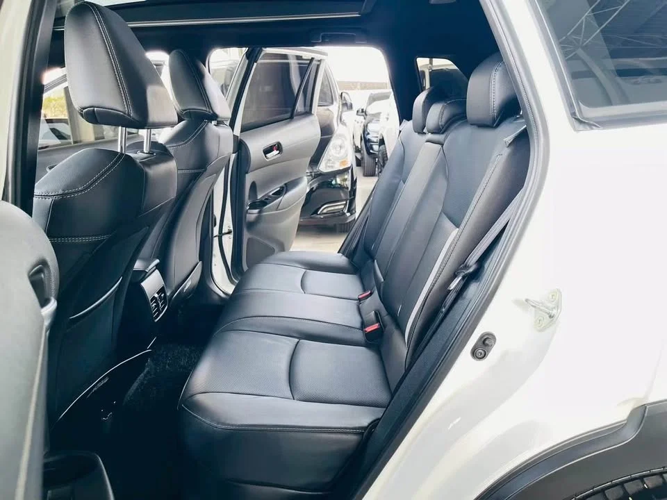2025 Toyota Corolla Cross XG10 3