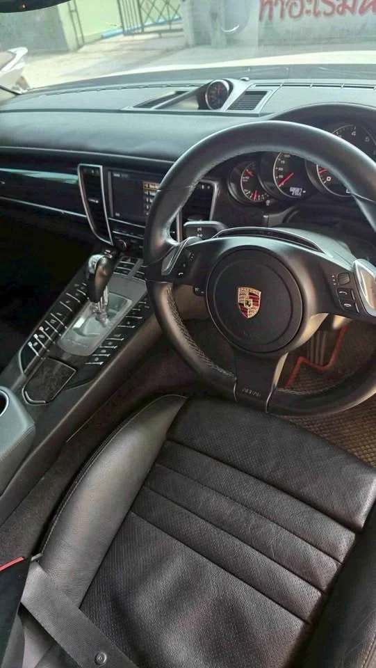 2012 Porsche Panamera I 2