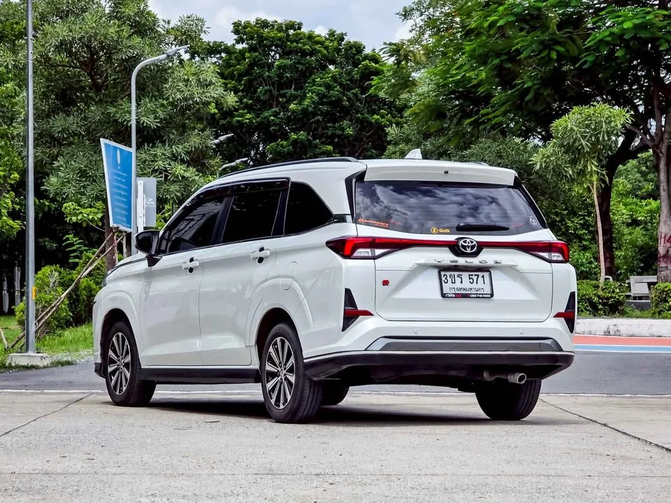 2022 Toyota Veloz III 3