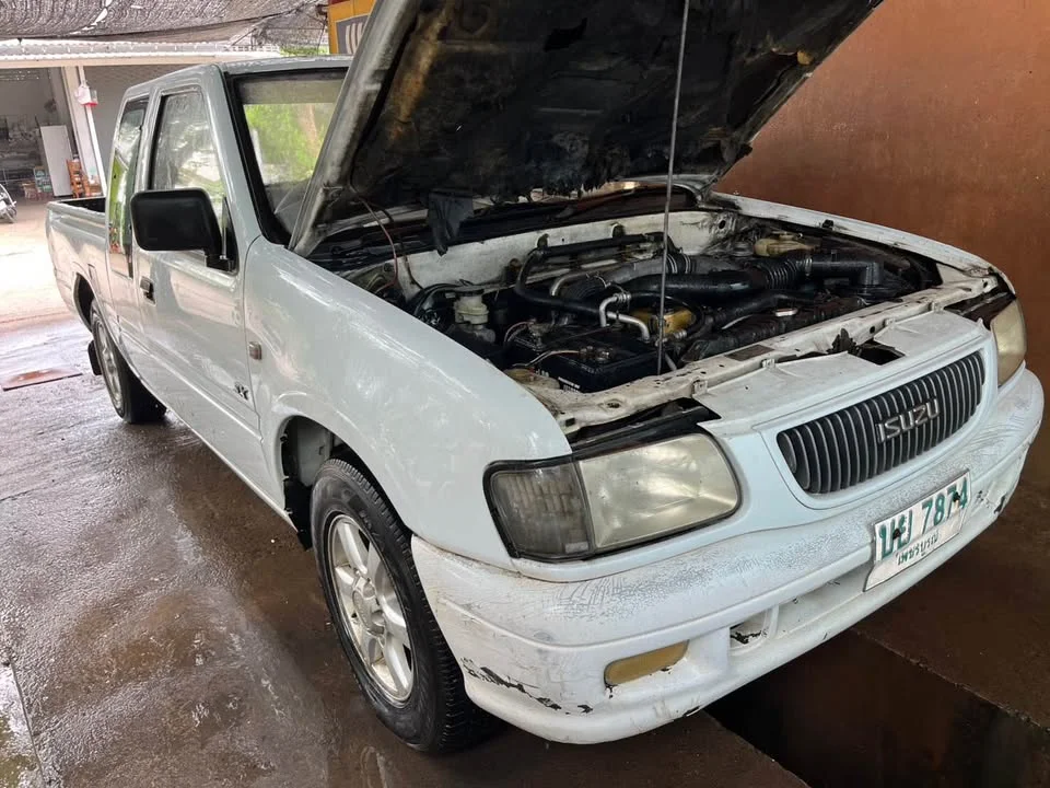 2000 Isuzu Faster Dragon Eyes III 2