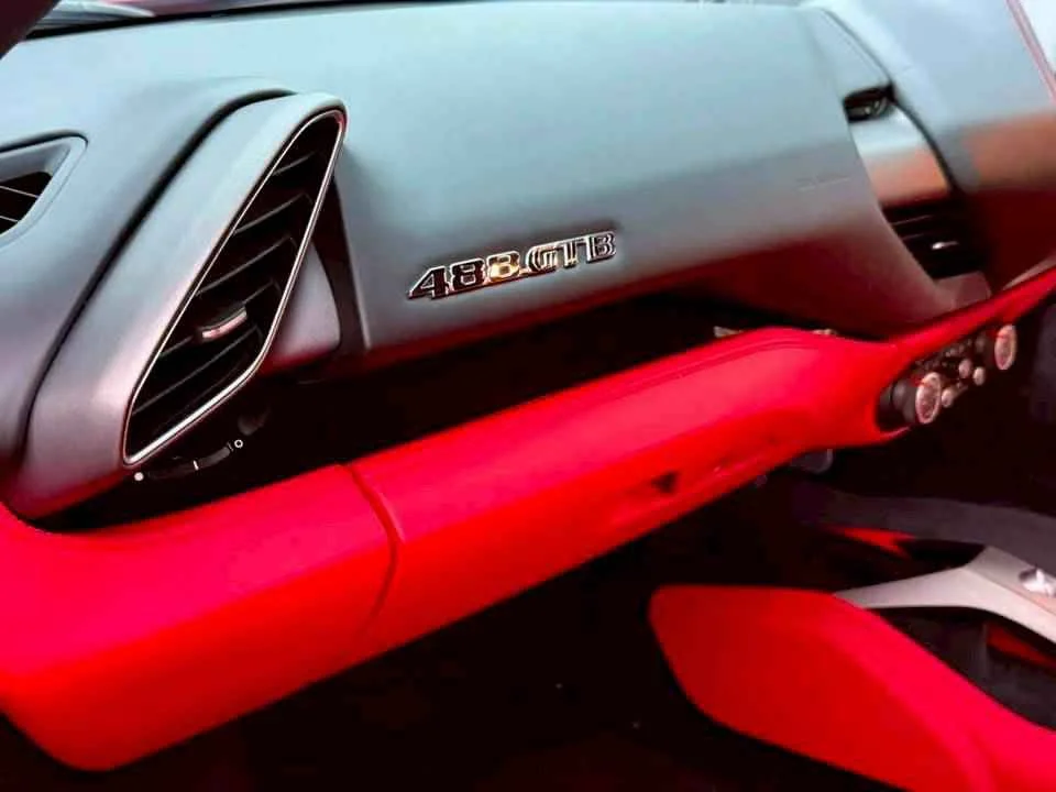 2017 Ferrari 488 2