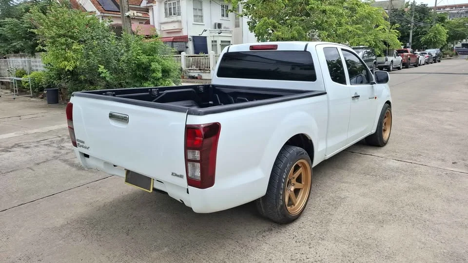 2014 Isuzu D-Max II (RT) 3