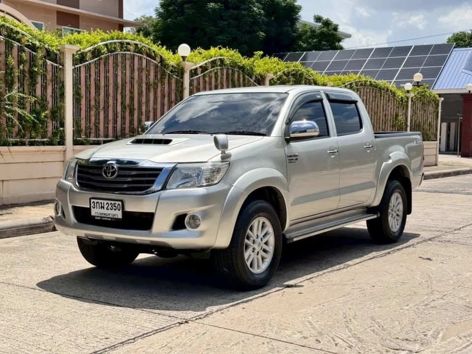 2014 Toyota Hilux VII 2