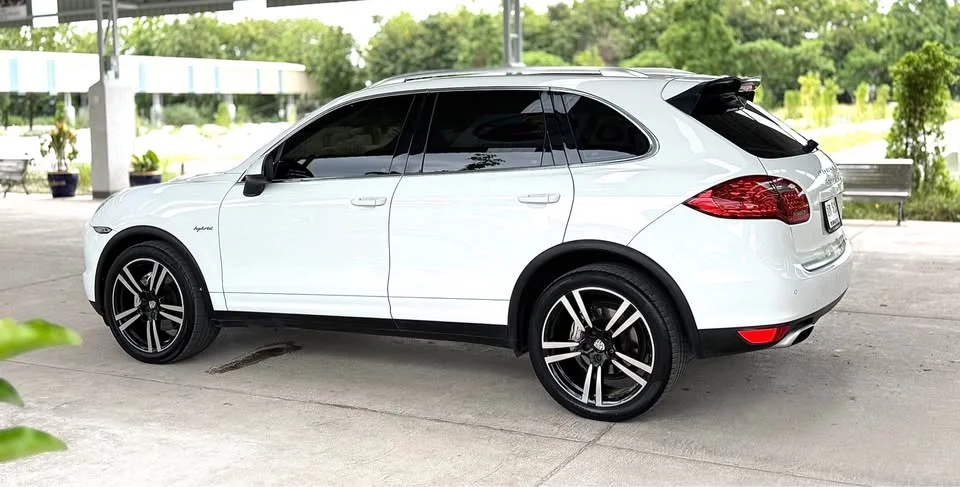 2013 Porsche Cayenne II 3