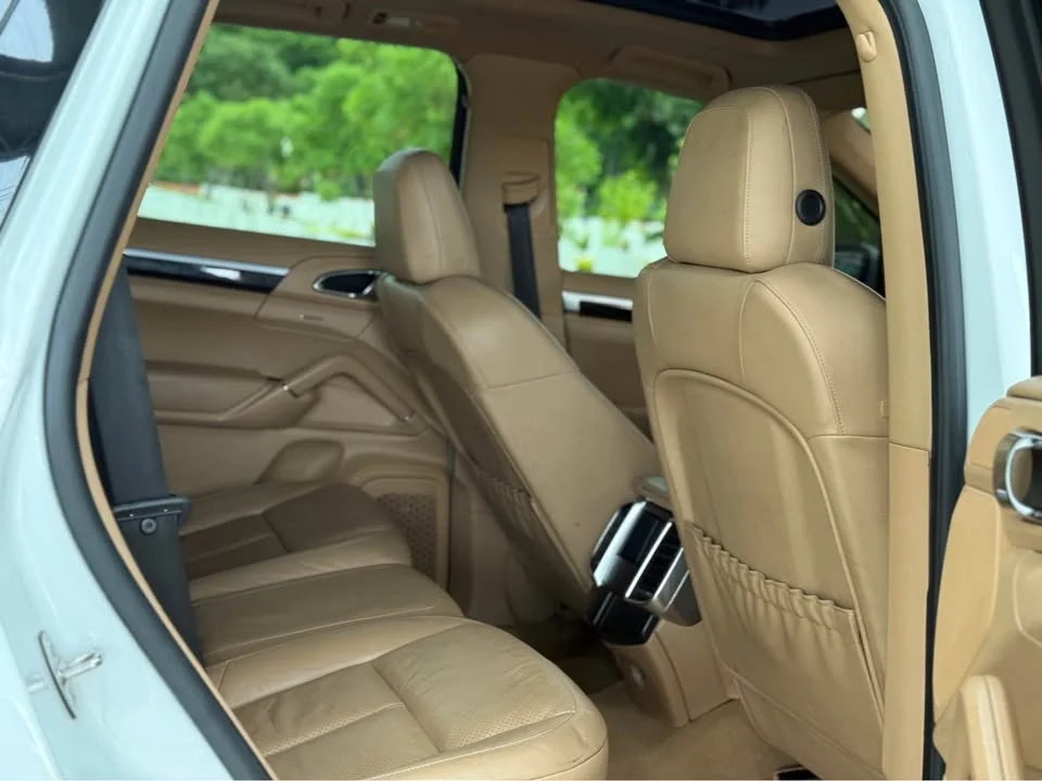 2013 Porsche Cayenne II 2