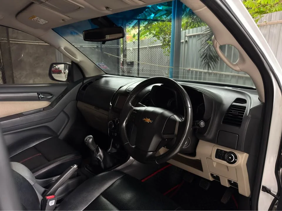 2015 Chevrolet Colorado II 3