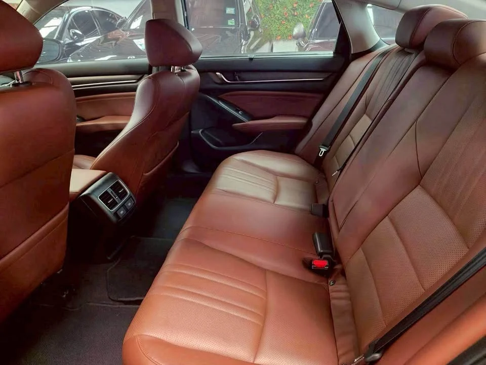 2020 Honda Accord X 2
