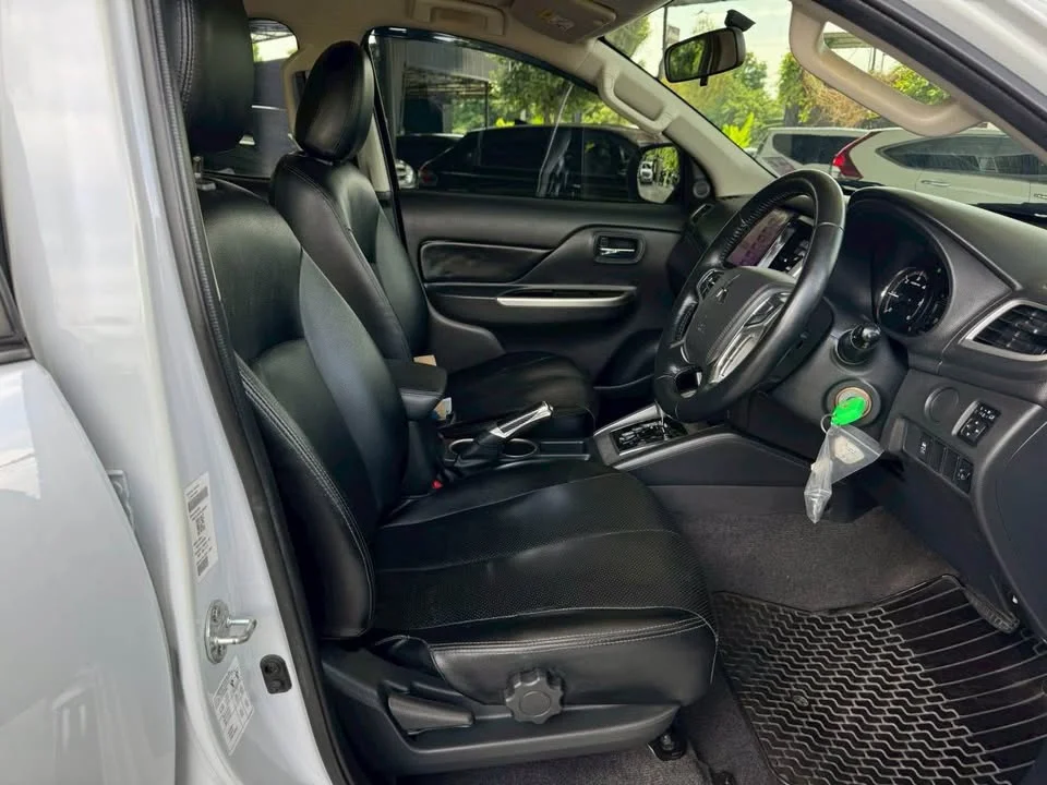 2019 Mitsubishi Triton V 3