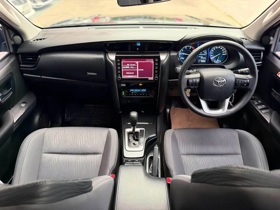 2024 Toyota Fortuner II 2
