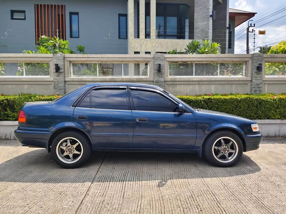 1996 Toyota Corolla Altis VIII (E110) 2