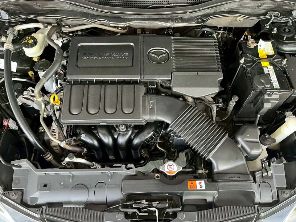 2014 Mazda 2 II 3