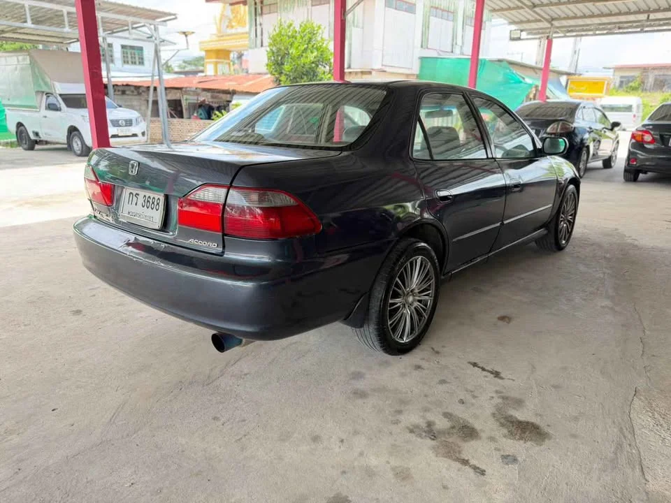 2002 Honda Accord VI 2