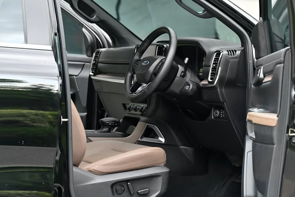 2022 Ford Everest III 3
