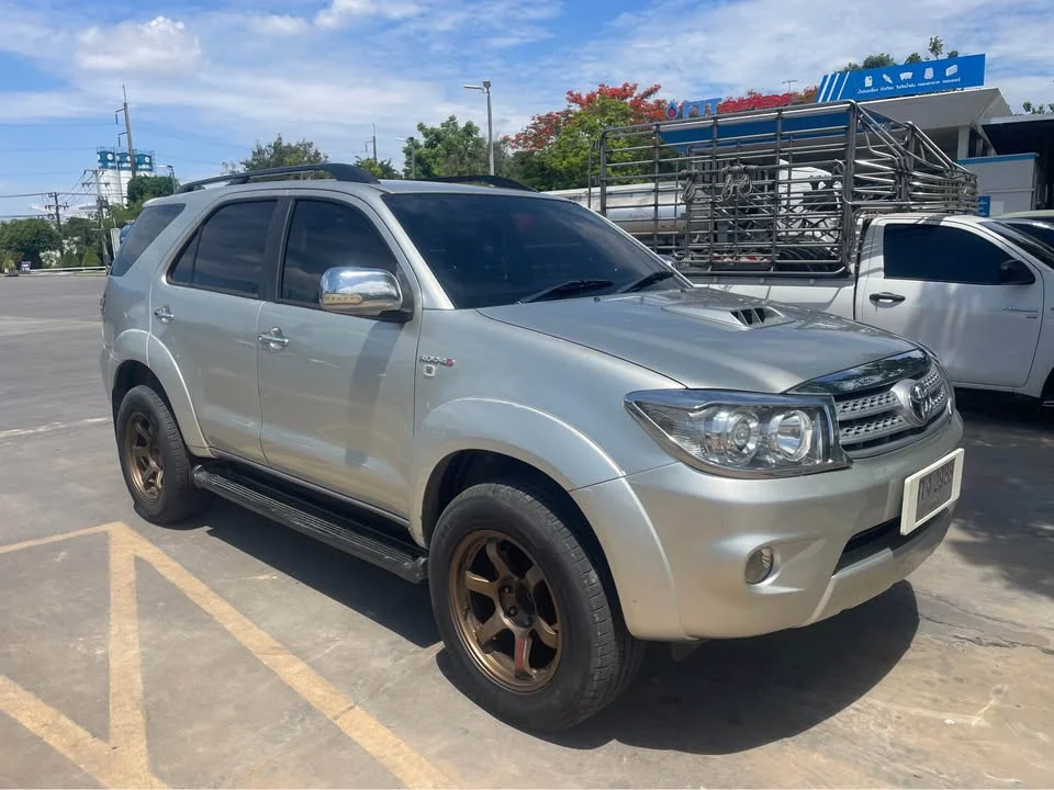 2009 Toyota Fortuner I 2