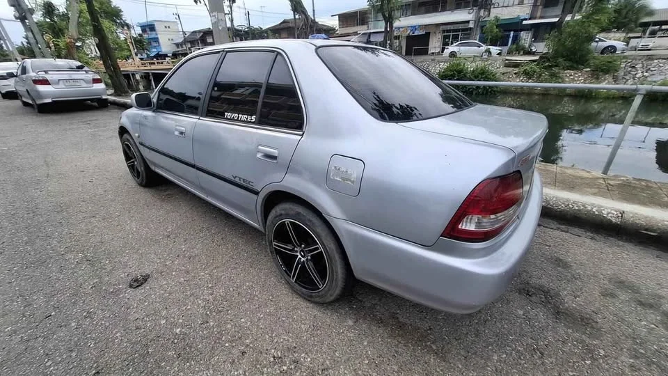 2000 Honda City III 3