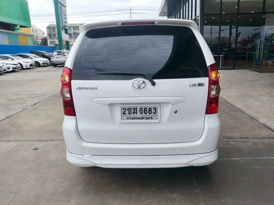 2011 Toyota Avanza I 3