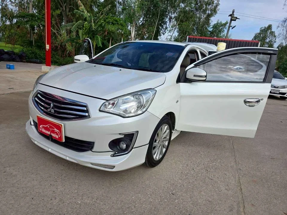 2015 Mitsubishi Attrage VI 3