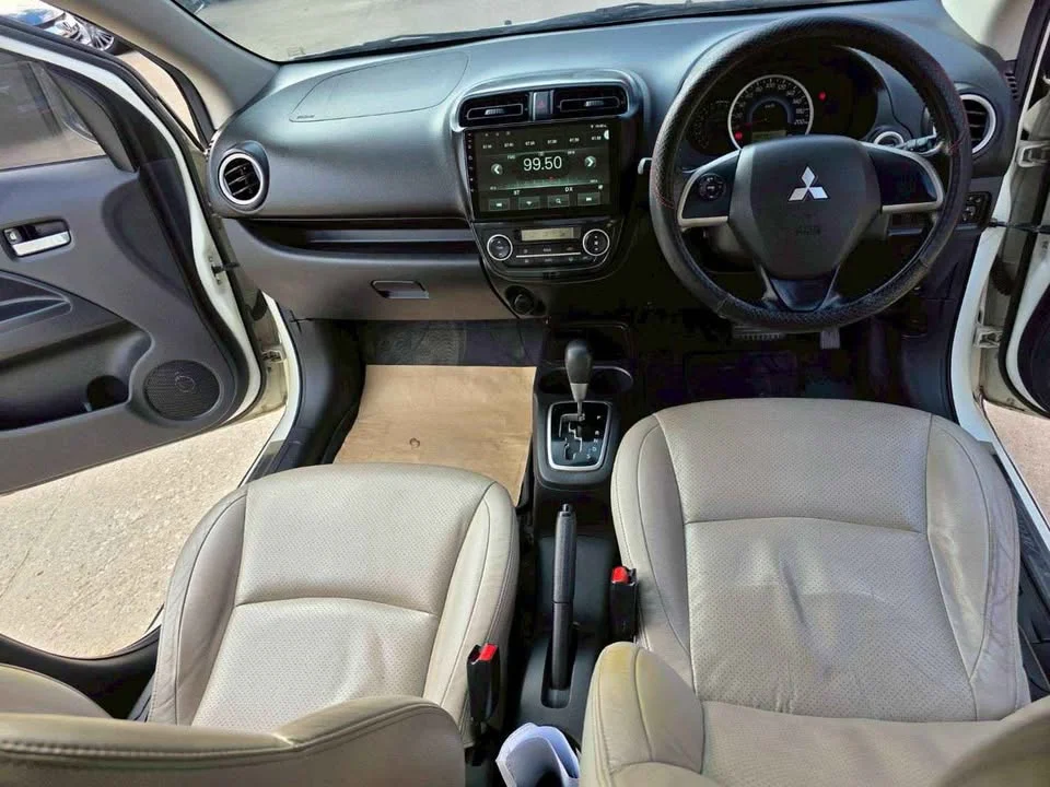 2015 Mitsubishi Attrage VI 2