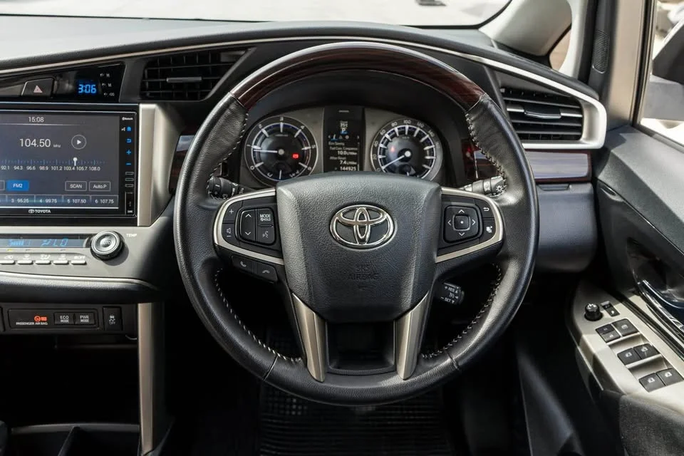 2023 Toyota Innova II 2