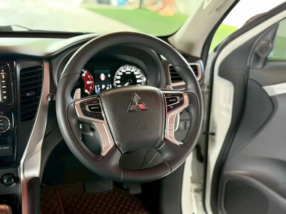 2019 Mitsubishi Pajero Sport III 3