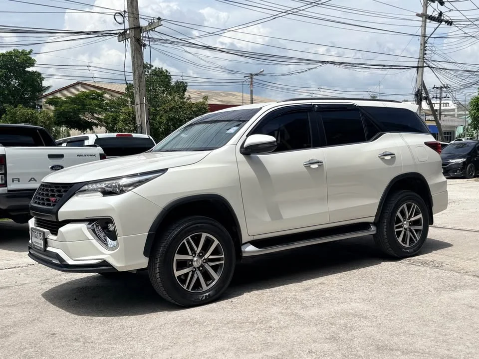 2018 Toyota Fortuner II 2