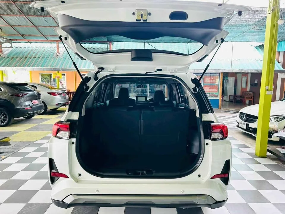 2022 Toyota Veloz III 2