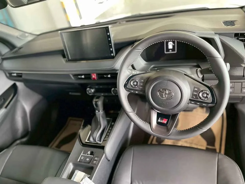 2026 Toyota Yaris ATIV IV 3