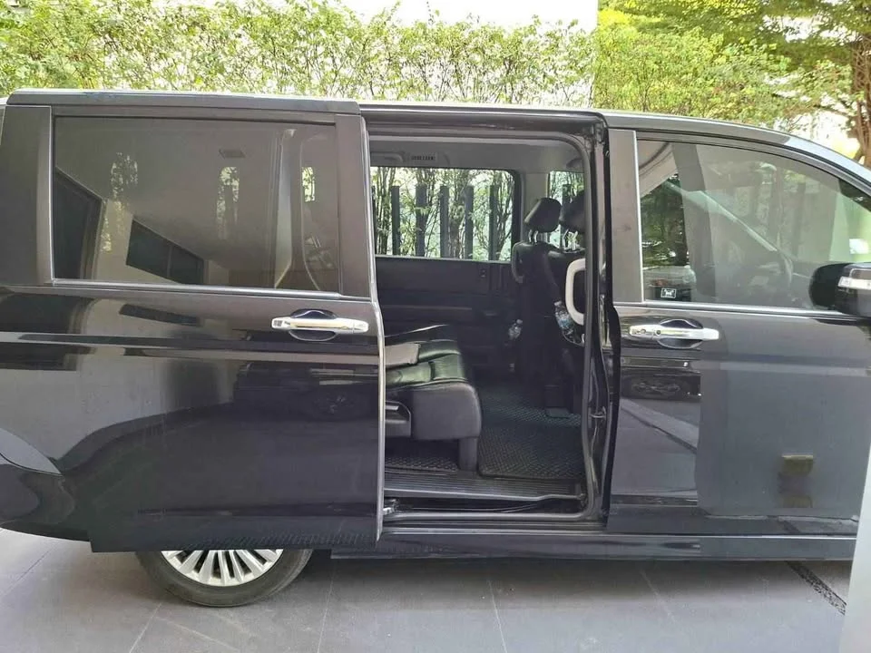 2012 Honda Stepwgn IV 3
