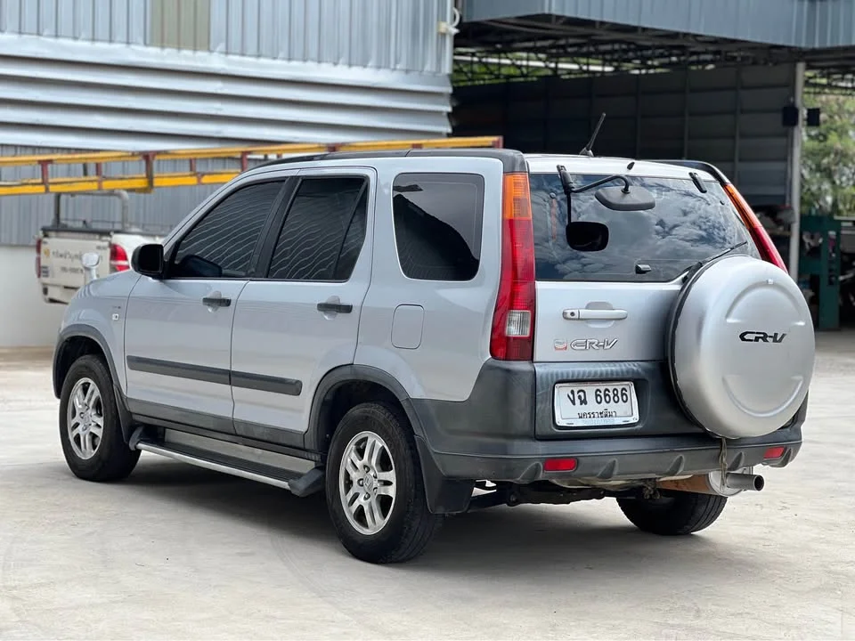 2002 Honda CR-V II 3
