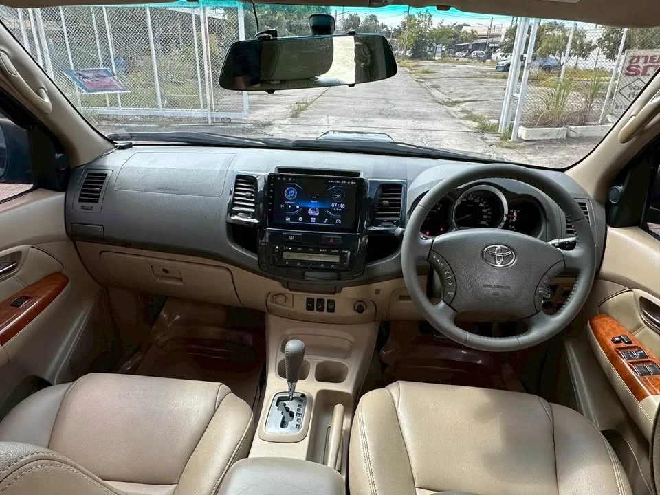 2008 Toyota Fortuner I 3