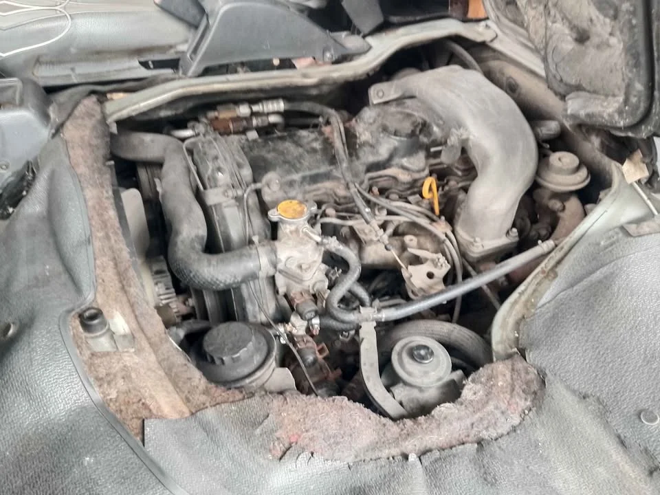2004 Toyota Commuter IV (H100) 2