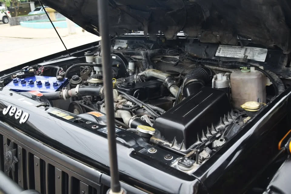 1997 Jeep Cherokee XJ 3