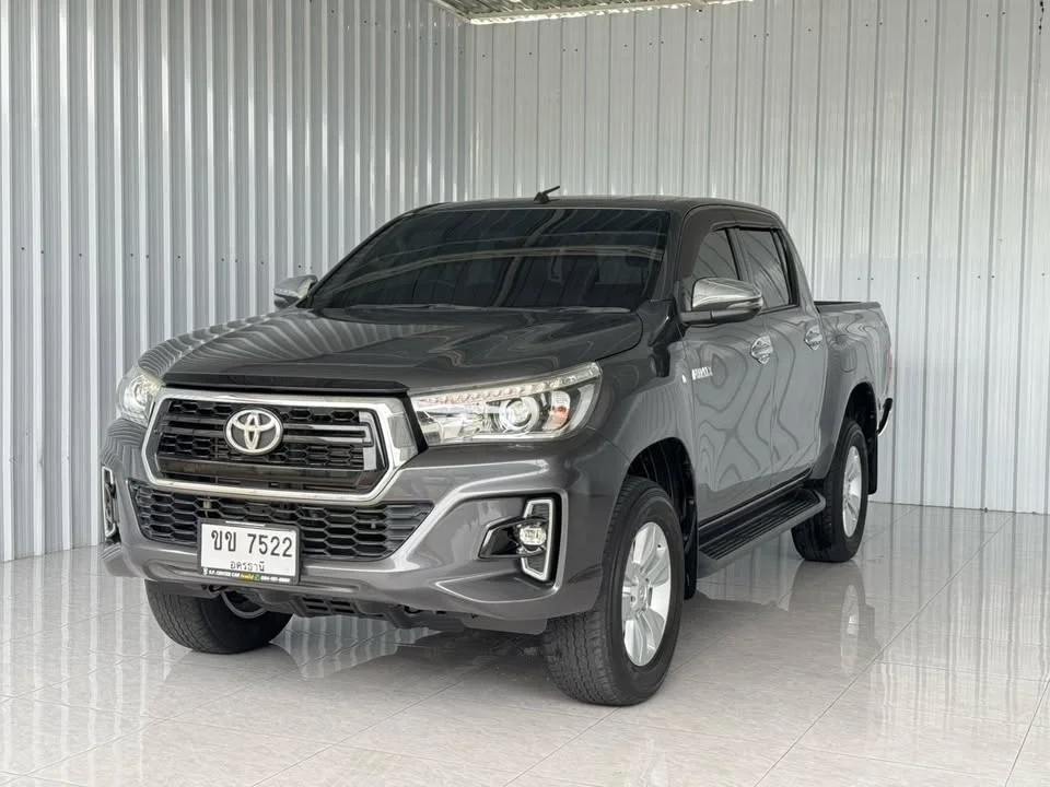 2020 Toyota Hilux VIII 3
