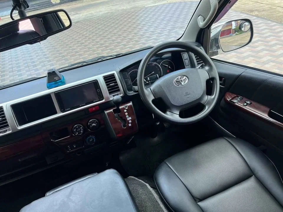 2018 Toyota HiAce V (H200) 2