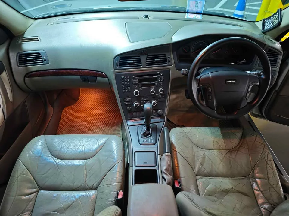 Volvo V70 II 2
