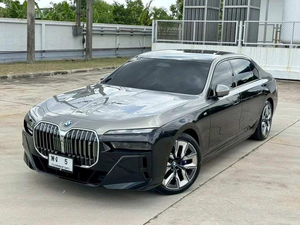 2025 BMW 7er G70 3