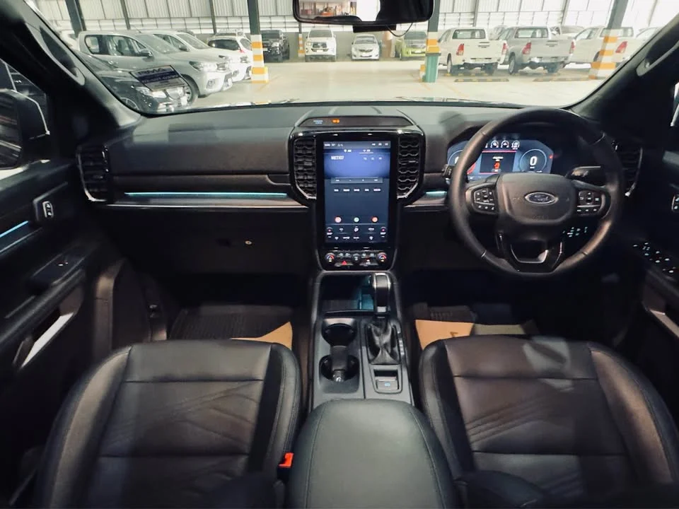 2024 Ford Everest III 2