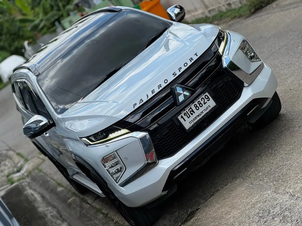 2021 Mitsubishi Pajero Sport III 2