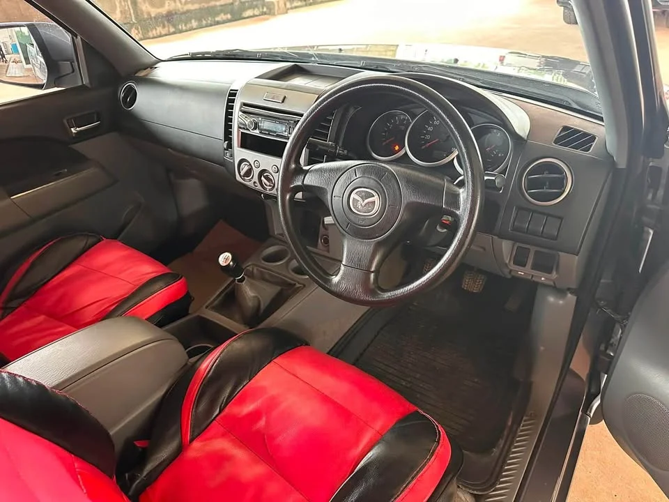 2011 Mazda BT-Series I 3