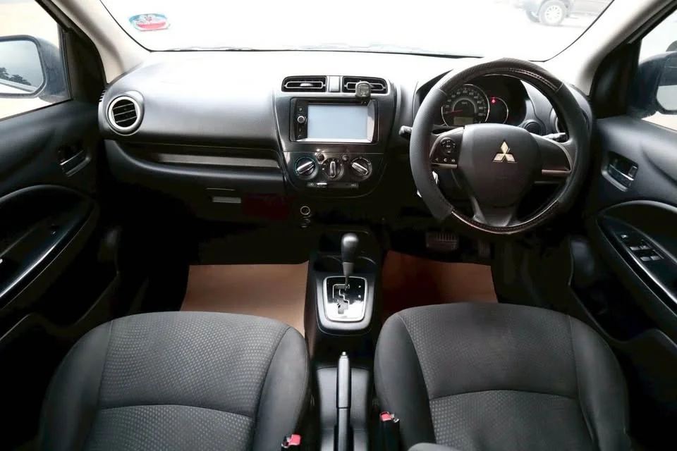 2016 Mitsubishi Attrage VI 3