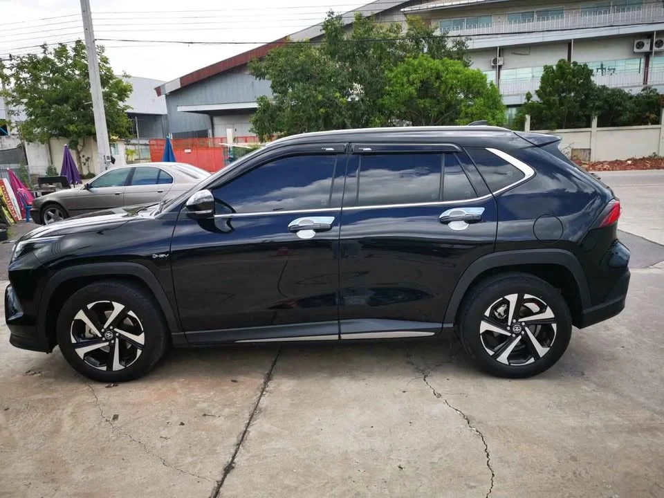 2023 Toyota Yaris Cross AC200 2